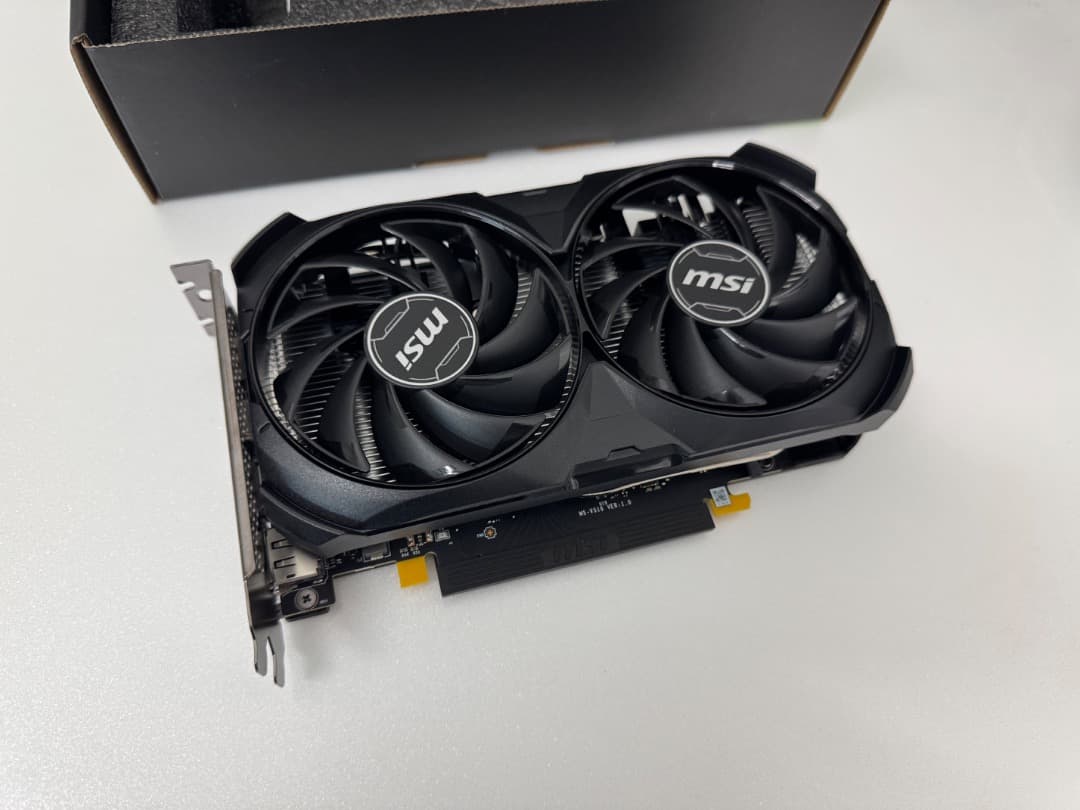 グラフィックボード・グラボ・ビデオカード RTX4060 VENTUS 2X BLACK 8G OC Amazon | MSI GeForce RTX 4060 VENTUS 2X BLACK 8G OC グラフィックス