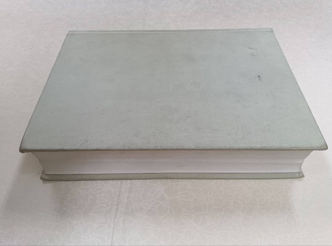 甲骨金文辞典　上下冊　雄山閣　※別冊なし、函なし。※ヨゴレ、スレ多。中は良好。