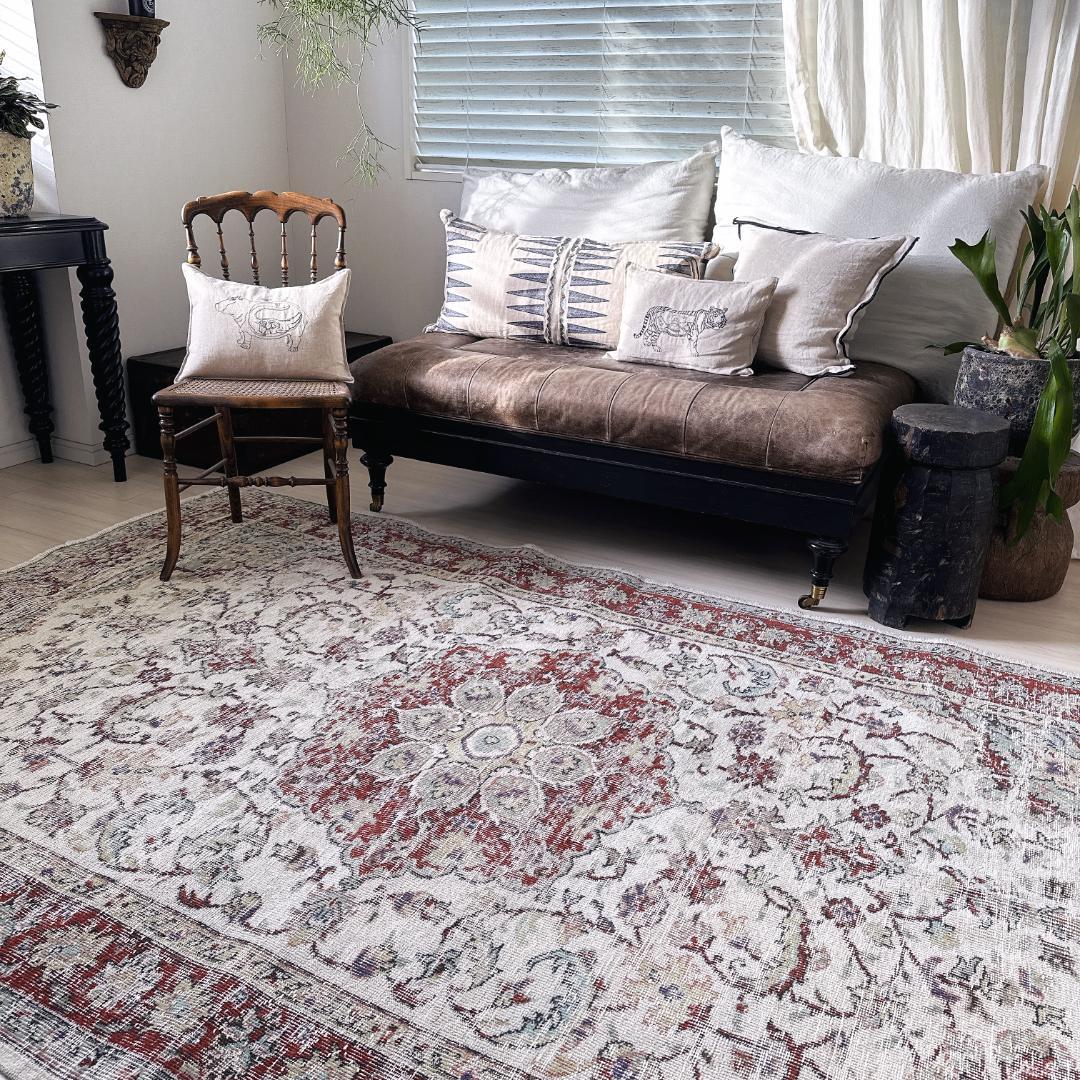 トルコ ヴィンテージラグ A124 レア 超大判 ダークレッド クリーム