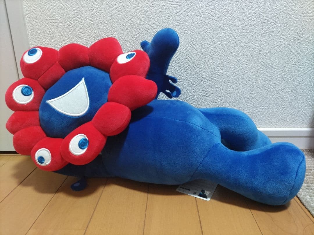 ミャクミャクくじ　ぬいぐるみ　2等 Amazon.co.jp: ミャクミャク くじ 2等 ぬいぐるみ 46cm 大阪 万博