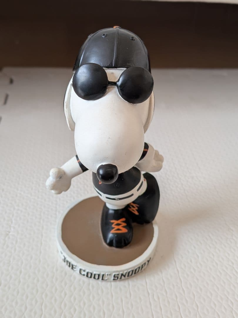 スヌーピー　ボブルヘッド　ジャイアンツ　mlb 2007 ビンテージ　フィギュア スヌーピー」がドジャースのユニフォームをまとったボブルヘッド
