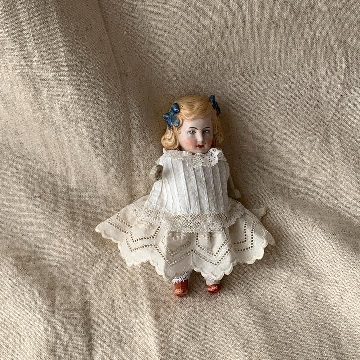ミニョネット ビスクドール ドイツ 刻印　アンティーク オールビスク Doll ミニョネット☆ドイツ製ビスクドール☆アンティークドール - メルカリ