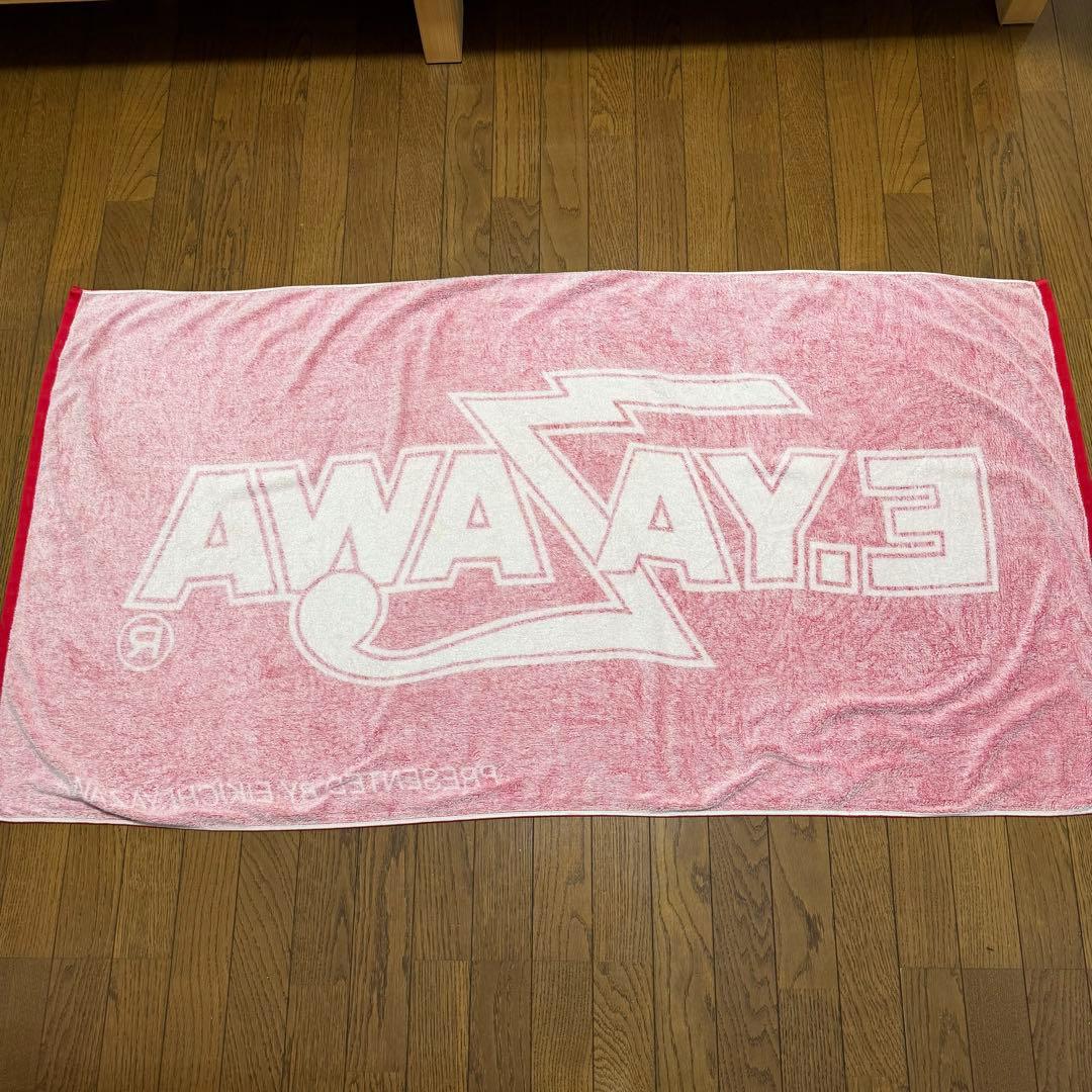 矢沢永吉 E.YAZAWA ロゴ 大判 ビーチ タオル 赤 - メルカリ