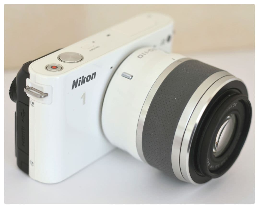 Nikon 1 J2 ミラーレスカメラ ホワイト 2レンズ付き ニコン、ミラーレス一眼「Nikon 1 J2」の発売日を9月6日に決定 - 価格.com