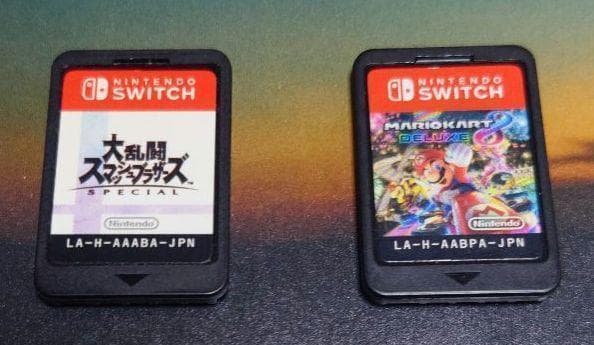 マリオカート8 デラックス 大乱闘 スマッシュブラザーズ スイッチ Amazon.co.jp: マリオカート8 デラックス - Switch ＋ 大乱闘