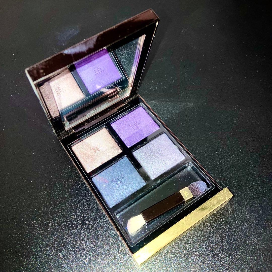 トムフォード　アイシャドウ　デイドリーム　TOM FORD DAYDREAM アイ カラー クォード 28RW デイドリーム / TOM FORD BEAUTY(トム