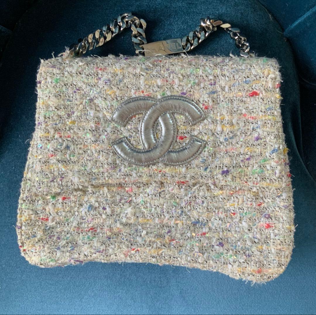 中古　美品　CHANEL 白　ツイードショルダーバッグ　証明書あり CHANEL - シャネル ココマーク マトラッセ ダブルフラップ チェーン