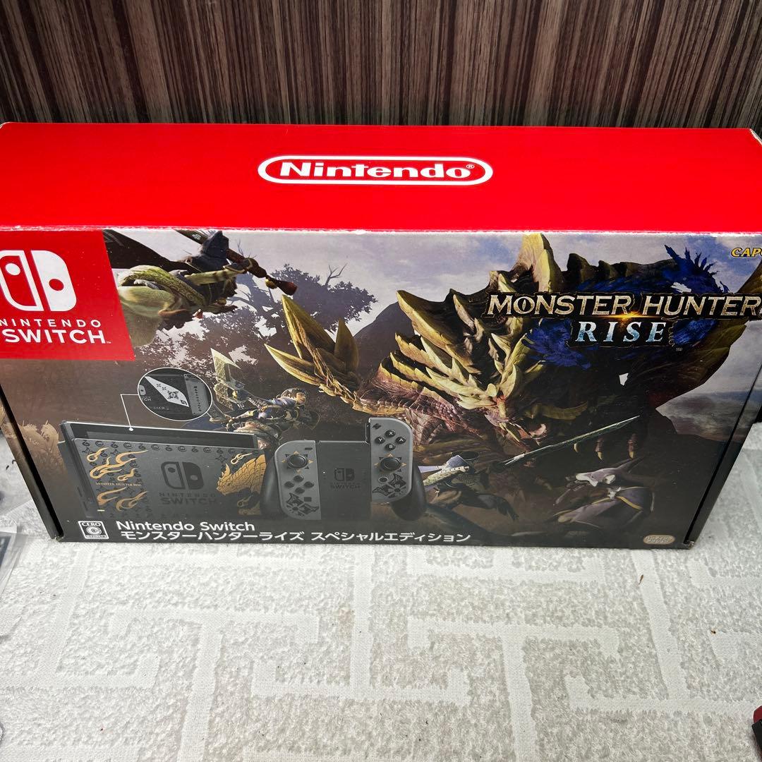 Monster Hunter バッテリー強化版　Switch ソフト付き Monster Hunter バッテリー強化版 Switch ソフト付き