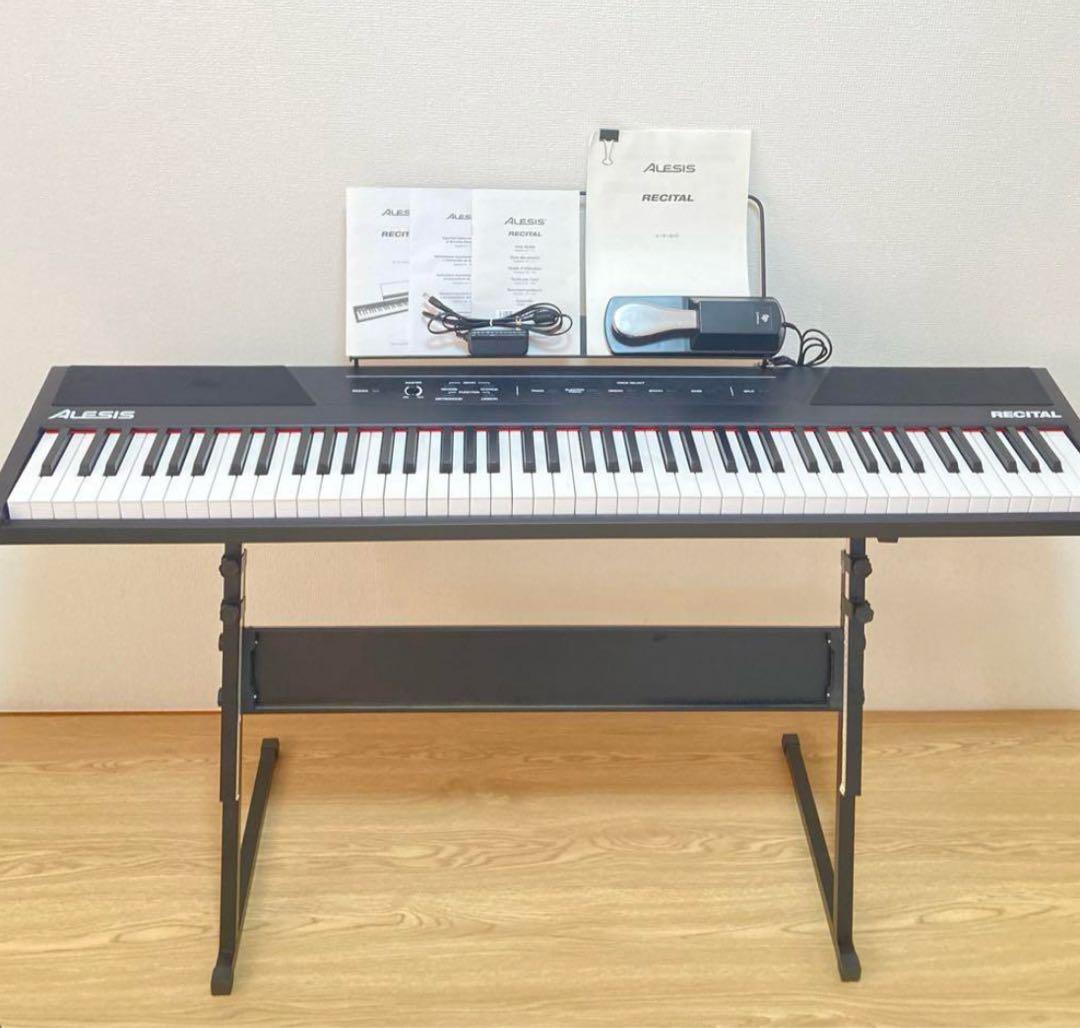 ☆ 付属品多数！！ ALESIS RECITAL 電子ピアノ アレシス 88鍵盤 Amazon.com: Alesis Recital - 88 Key Digital Piano Keyboard with
