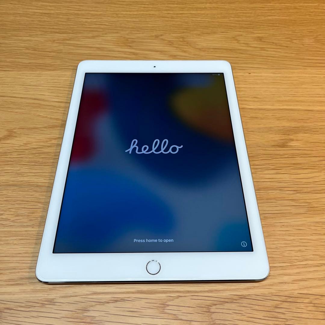 Apple iPad Air2 Wi-Fiモデル 64GB シルバー 美品 Amazon.com : Apple iPad Air 2 WiFI 64GB Silver (Renewed) : Electronics