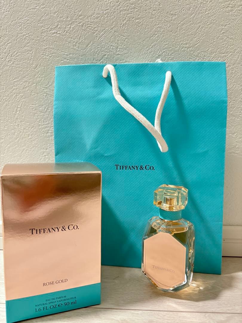 ティファニー ローズ ゴールド オードパルファム　50ml ティファニー ローズ ゴールド オードパルファム / ティファニー(香水