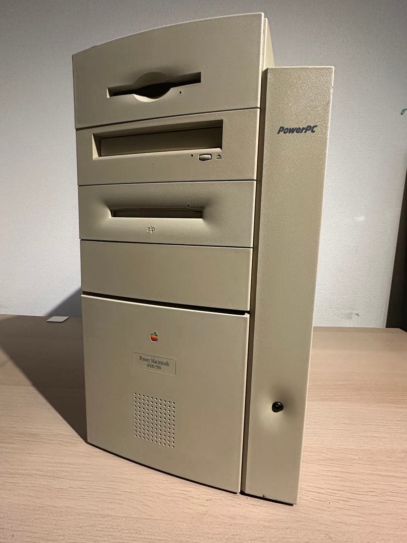PowerMacintosh 9600/350 キーボード・モニターアダプタ付き サブモニターとして使える10.1インチディスプレイ搭載のキーボード