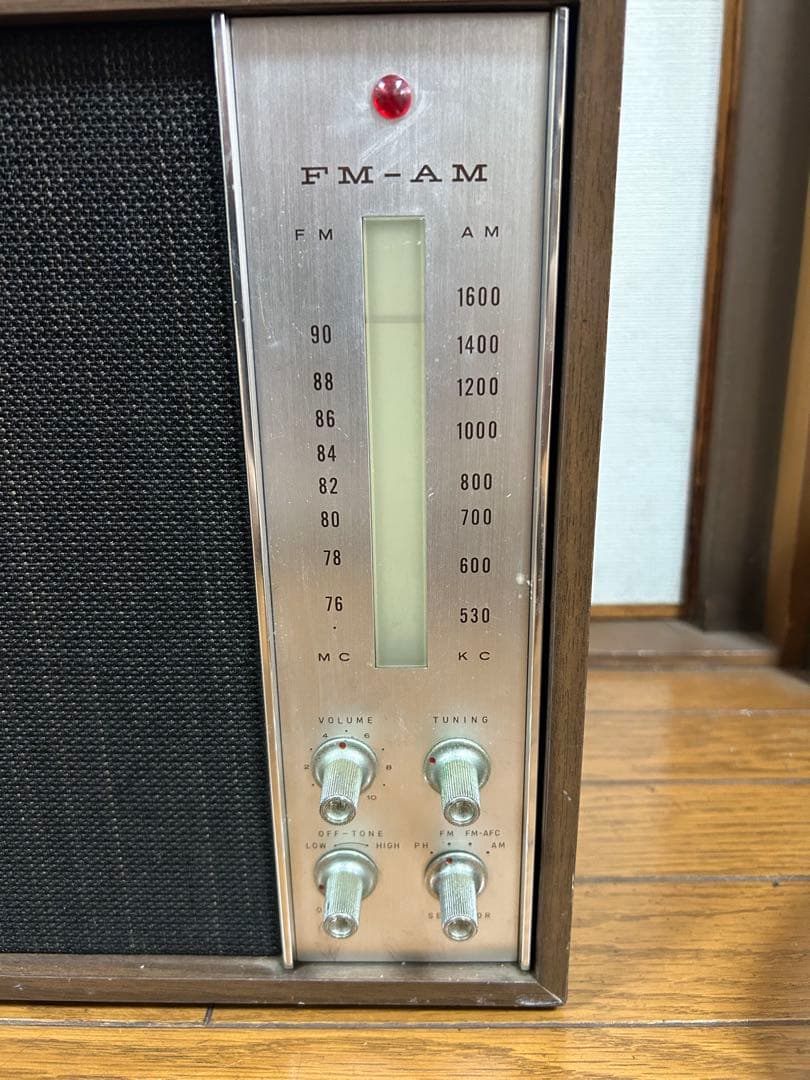 FMの聴ける真空管ラジオ ナショナルパナソニックRE-760 FM/AM - メルカリ