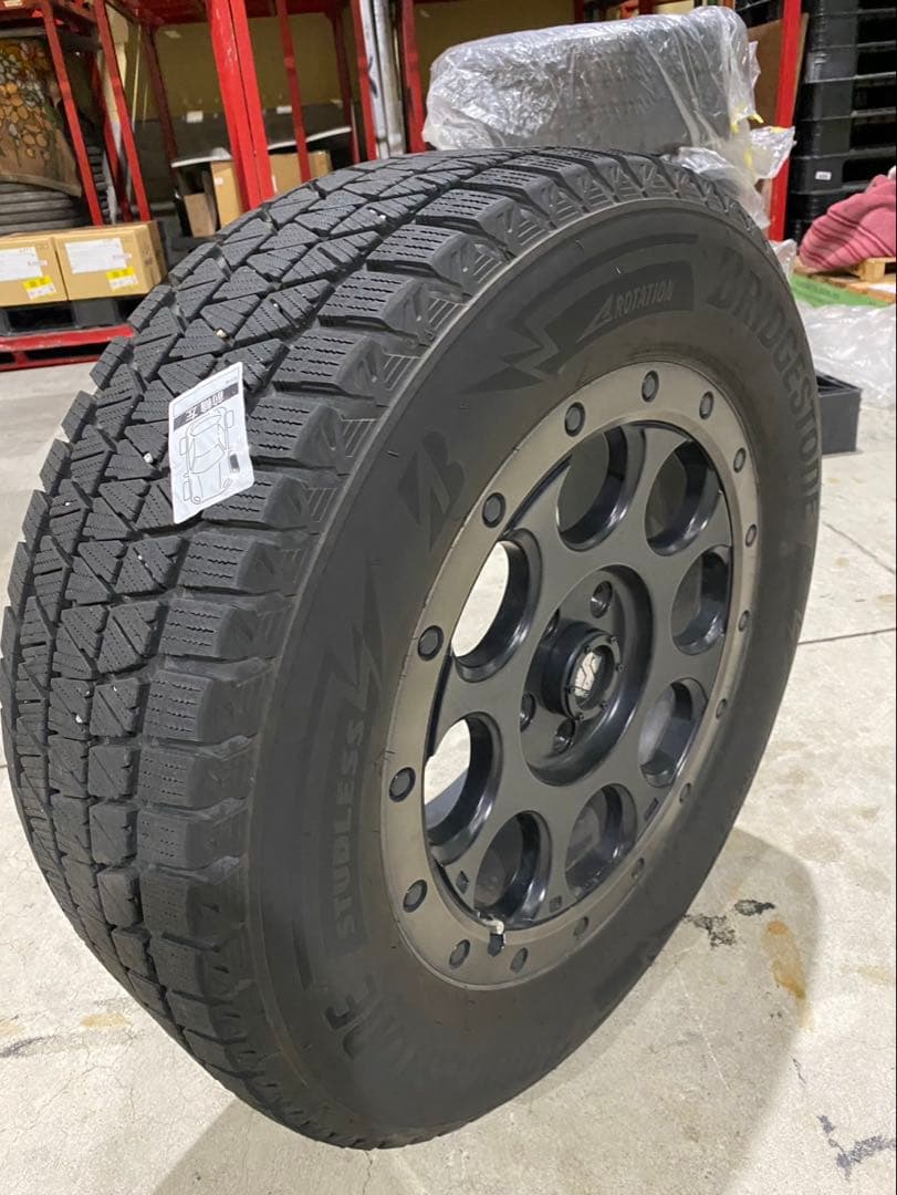 ゆ*け様 ブリヂストン19年製18インチスタッドレスタイヤ グラチェロ