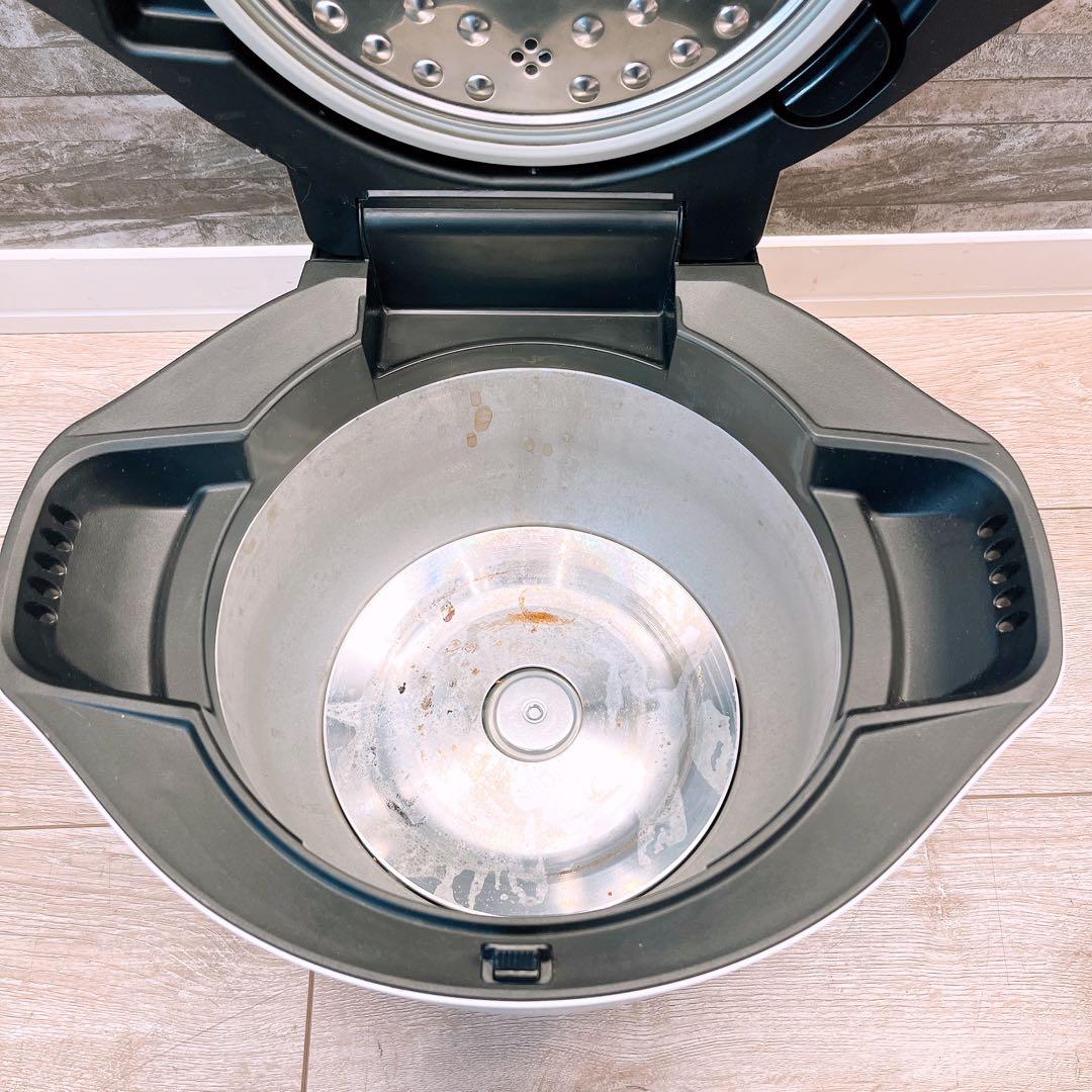 ヘルシオ　ホットクック　2.4L KN-HW24G-W ホワイト