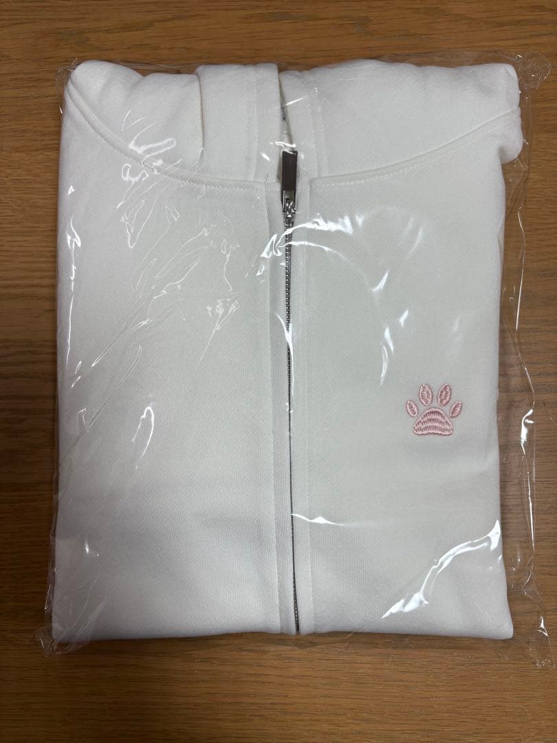 2006年のラッキーカード2枚集めて送ると貰えるものです。