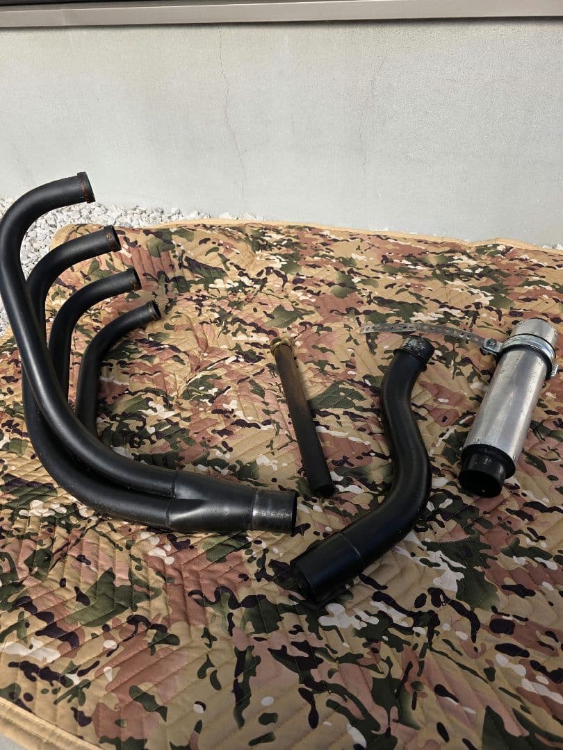 CBX 400F当時もの黒鉄4-1マフラー Amazon | CBX400F マフラー 4-1管 メッキ バーテックス | フル