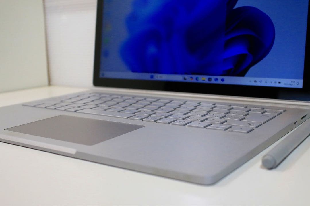 Windowsタブレット本体 MS Surface Book2 1832 / i 5 8350U /13.5w