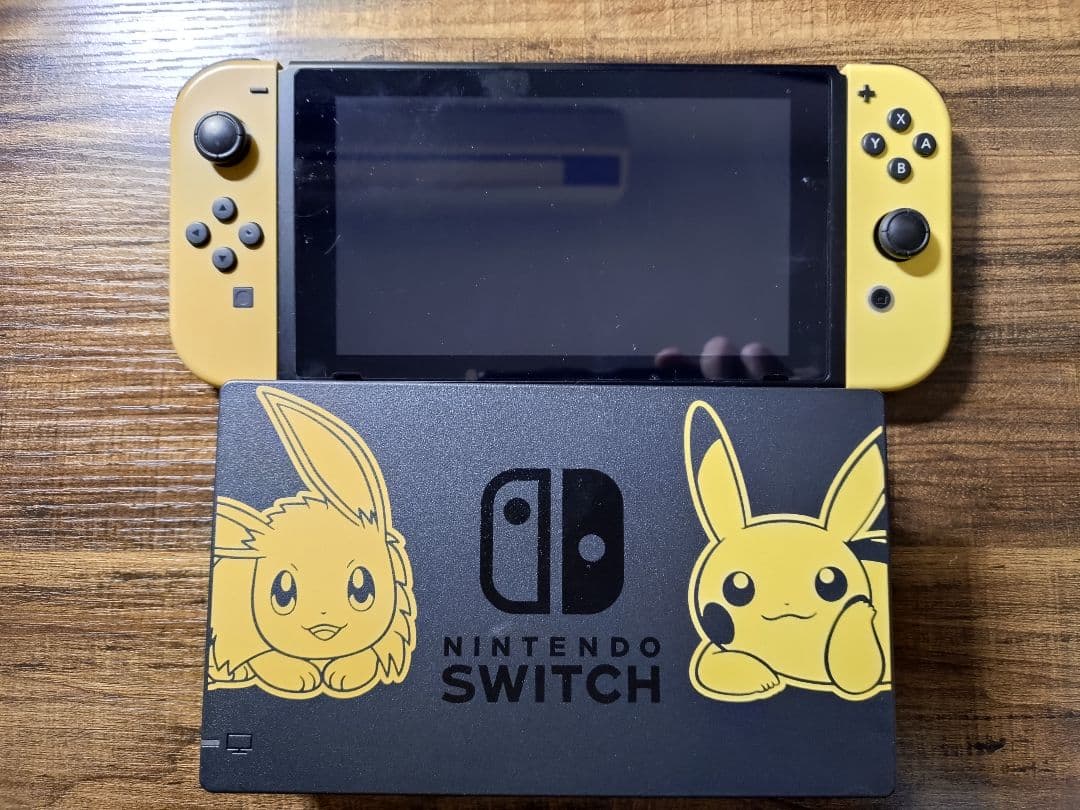 Nintendo Switch ピカチュウ イーブイ モデル 本体 ドック ピカチュウとイーブイの特別なNintendo Switch、11月発売 ドックやJoy