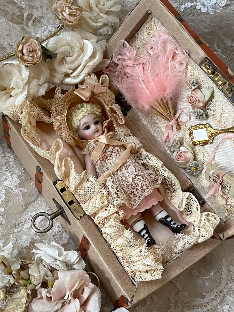 アンティークヴィンテージビスクドールミニョネット ボックスローズリボンレース アンティーク ビスクドール | フランス製 女の子のミニョネット