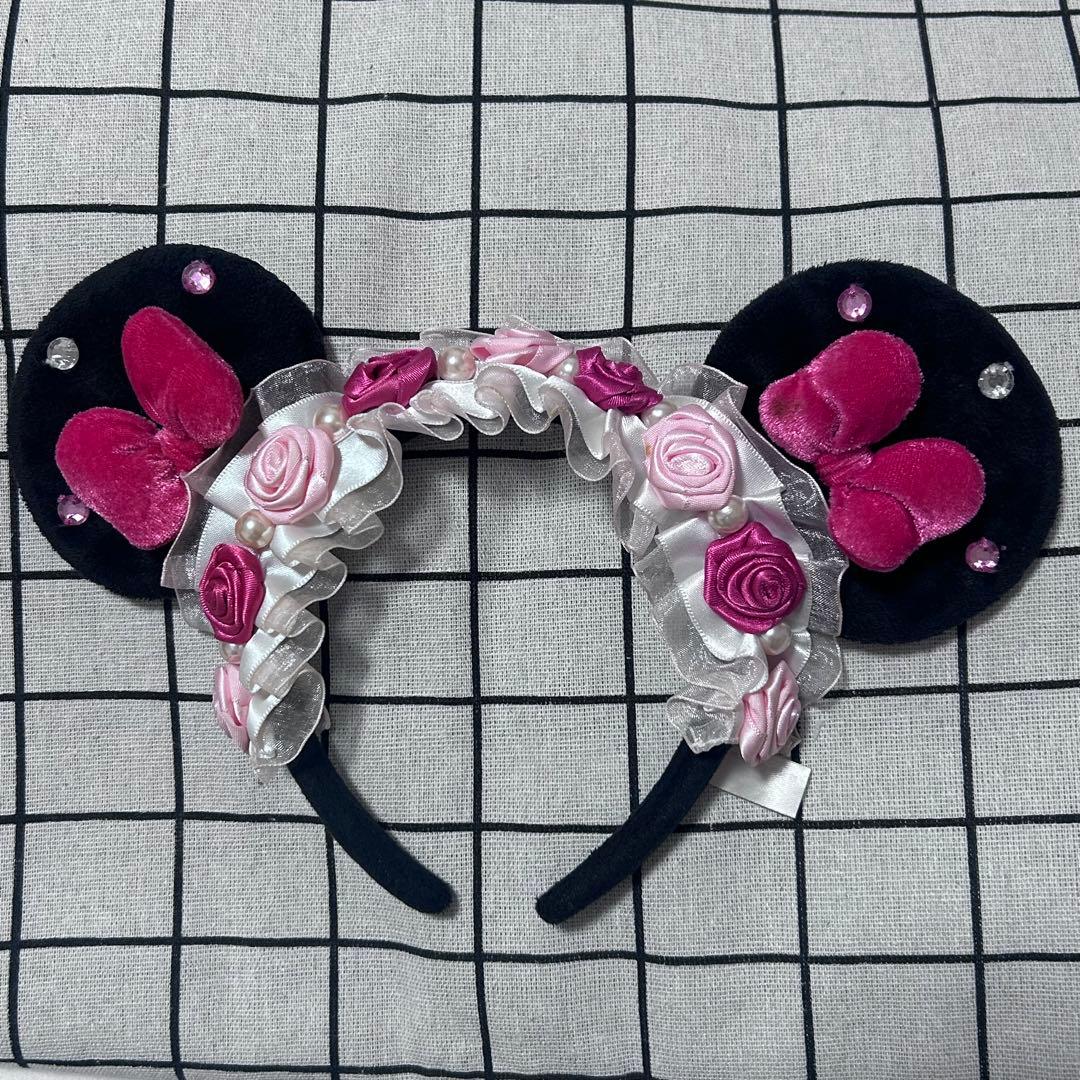 ディズニー カチューシャ ミニー 花 ピンク リボン - メルカリ