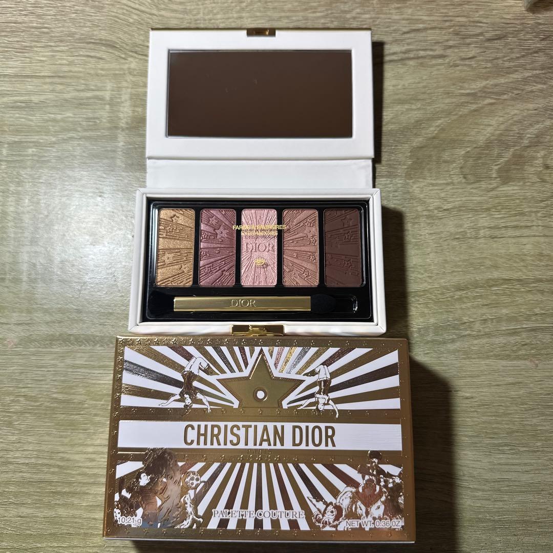 ディオール　クリスマスコフレ　アイシャドウ　パレット　2025 ディオール・クリスマスコフレ2025】10/10発売！星が散りばめられた