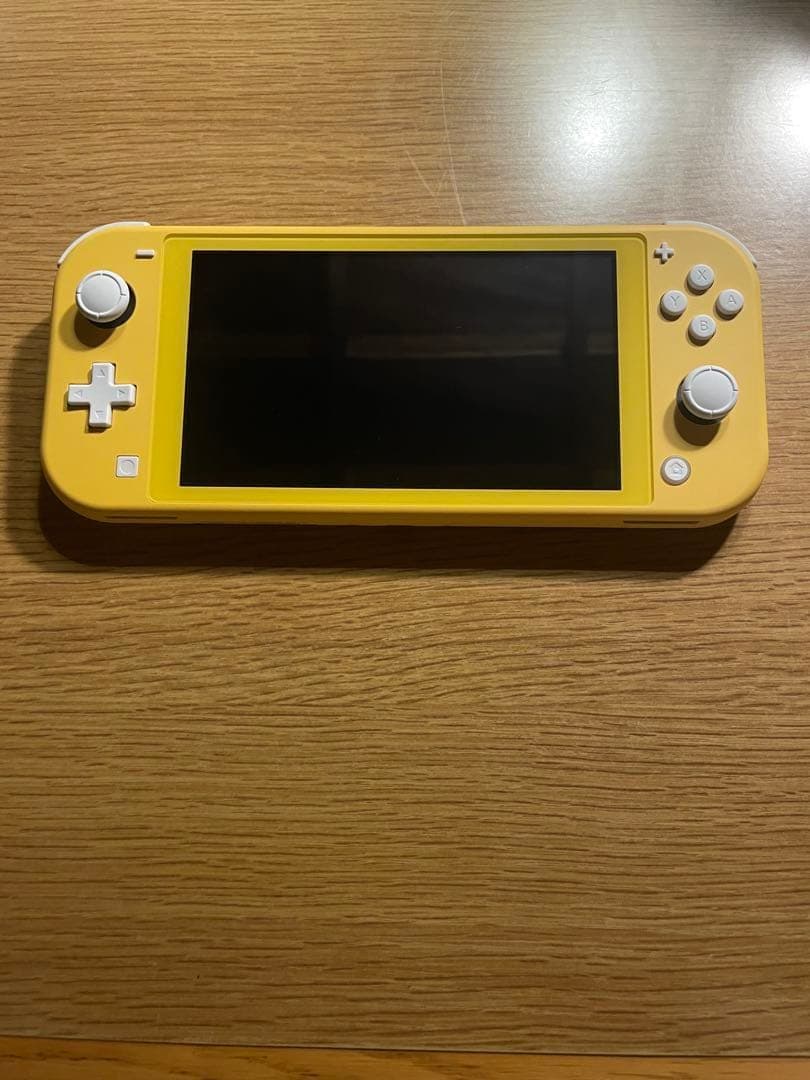 Nintendo Switch Lite イエロー 専用 Nintendo Switch Lite - Yellow - REFURBISHED - Hardware - Nintendo