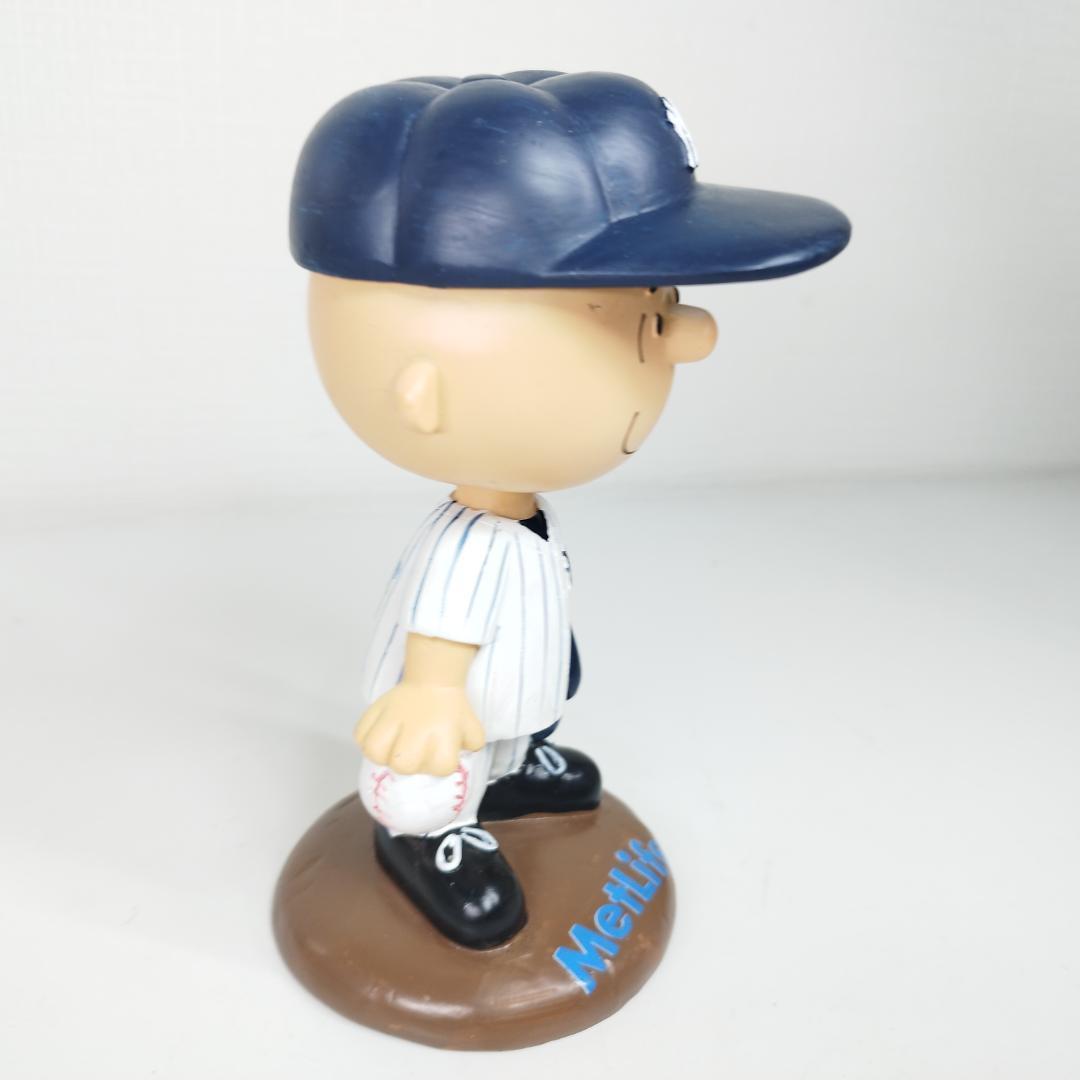 チャーリー・ブラウン ヤンキース ボブルヘッド フィギュア ピーナッツ