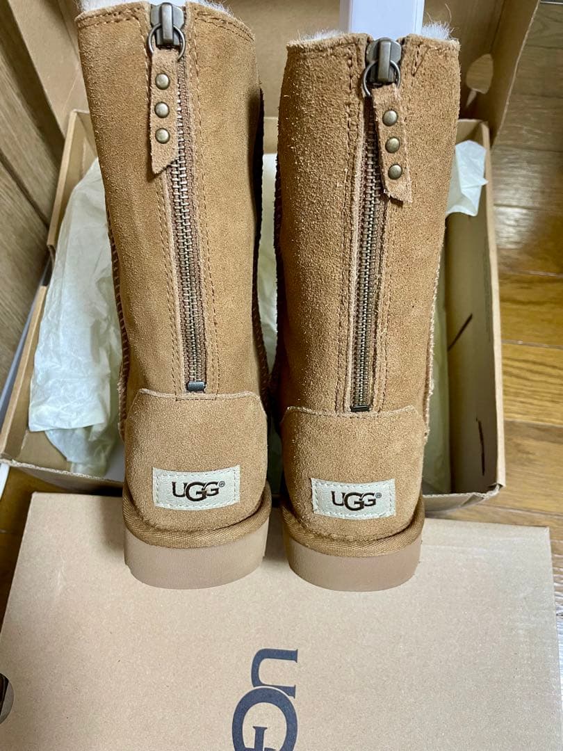 Riakku です。新品UGG ムートンブーツ クラシック ショート UGG（アグ） ムートン ブーツ クラシック ショート 2 WOMENS CLASSIC