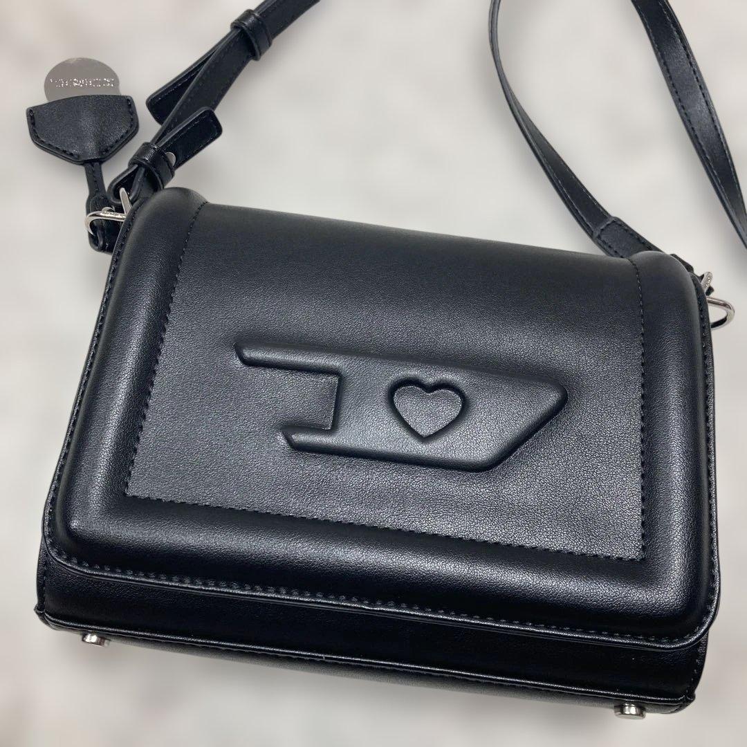 ほぼ未使用！入手困難 ディーゼル ショルダーバッグ ハート レザー