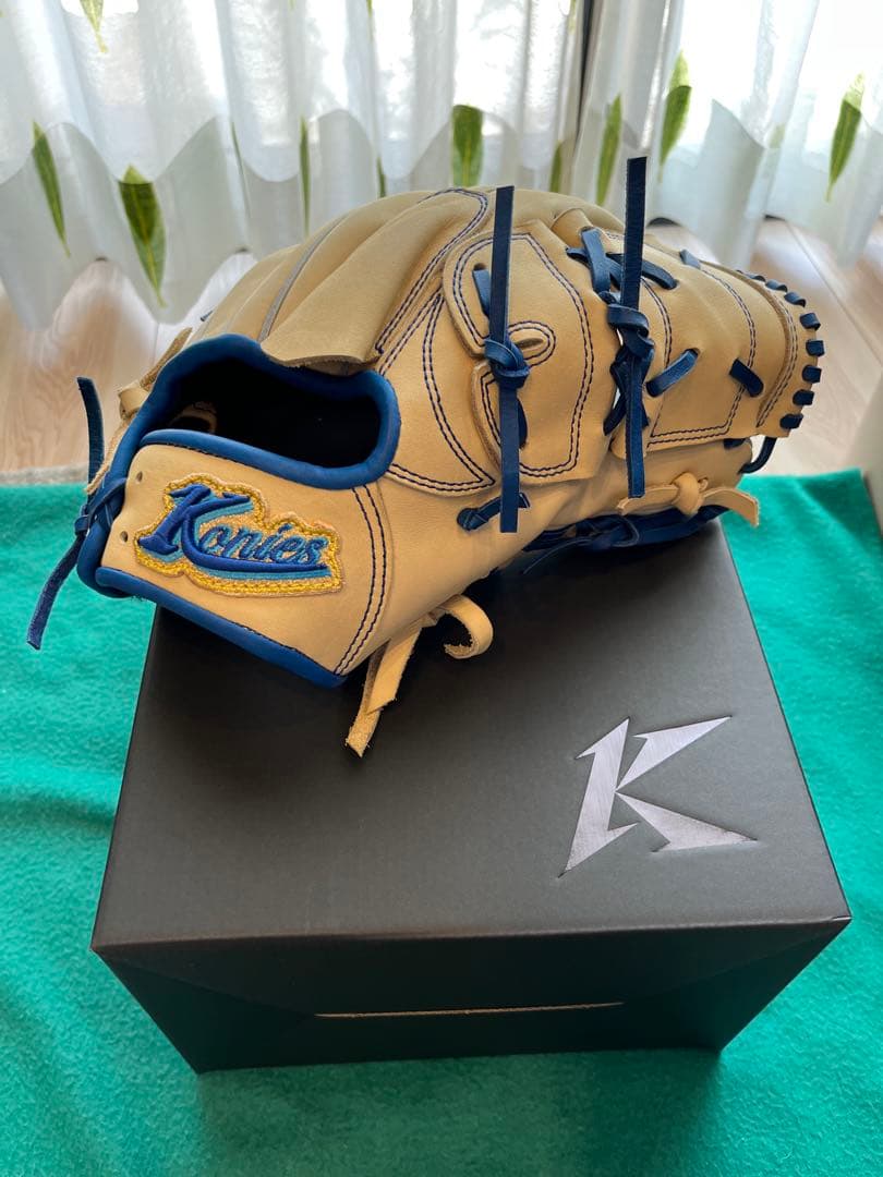 軟式オーダーグローブ 投手　ベージュ/青 プロステイタス ゼット 軟式用 オーダーグローブ 投手ピッチャー用