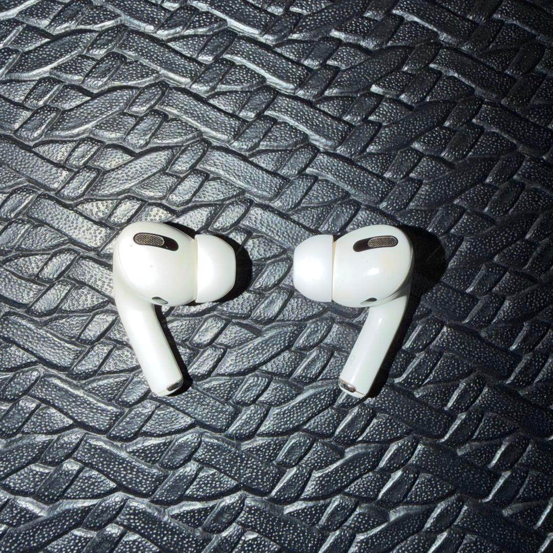 AirPodspro 第二世代 イヤホン両耳のみ - メルカリ