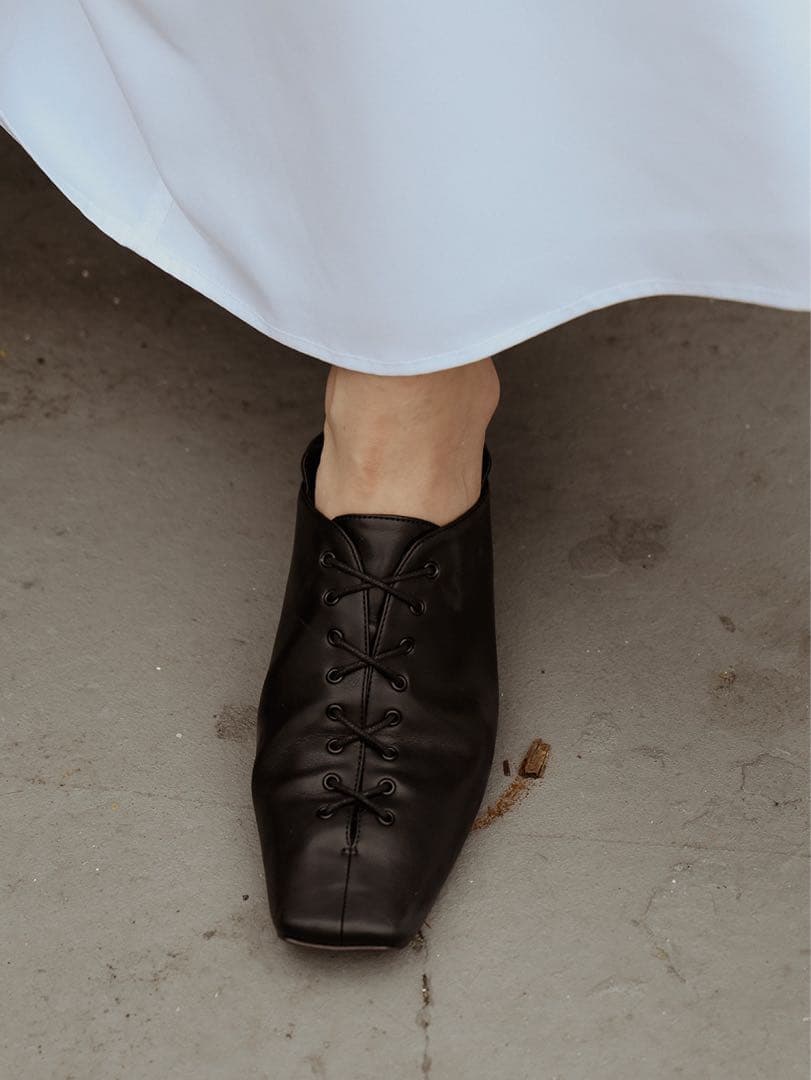 studio doe】スクエアトゥストラップクラウド スリッポン シューズ