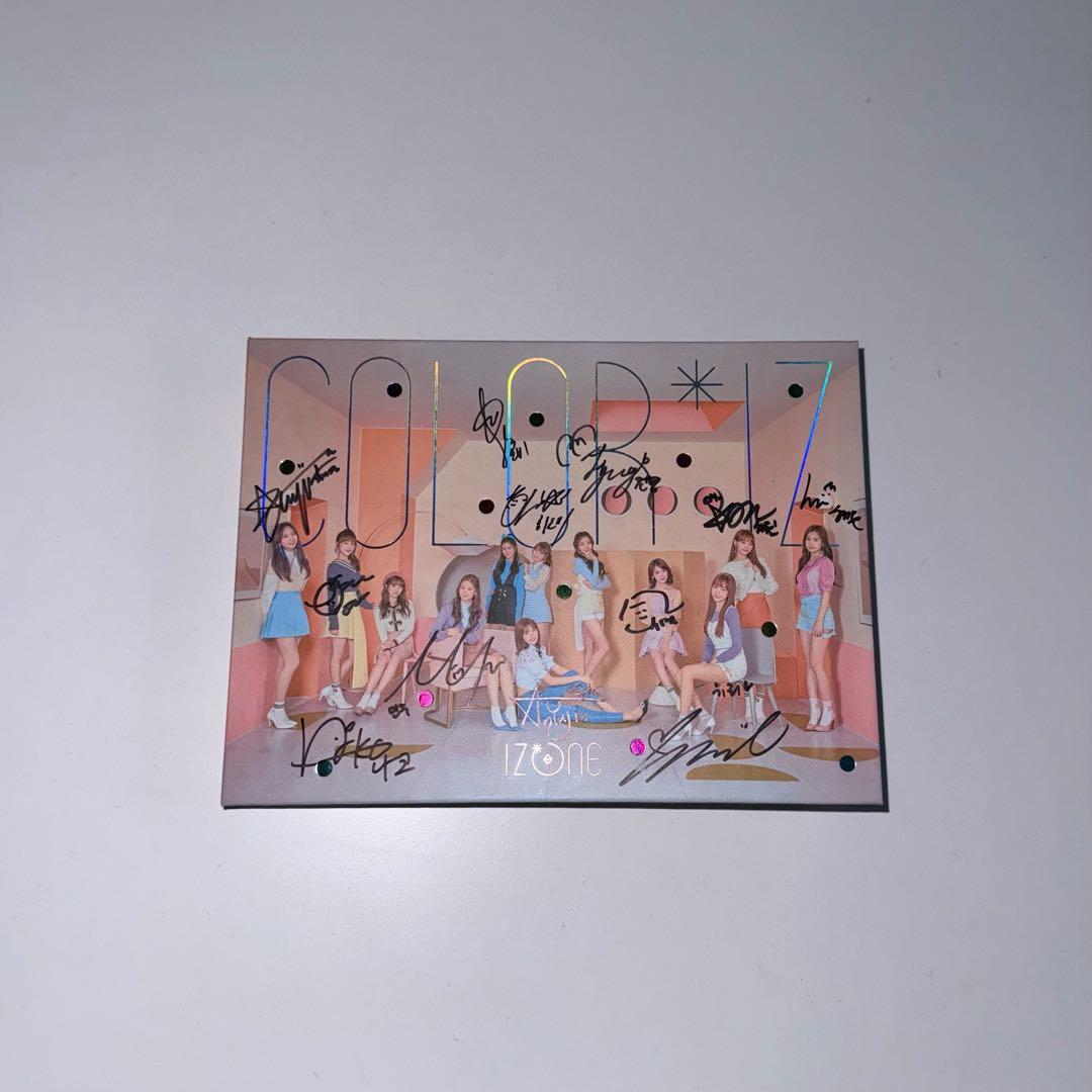 IZ*ONE COLOR*IZ 全員サイン入り 1stミニアルバム ウォニョン IZ*ONE COLOR*IZ 全員サイン入り 1stミニアルバム ウォニョン - メルカリ