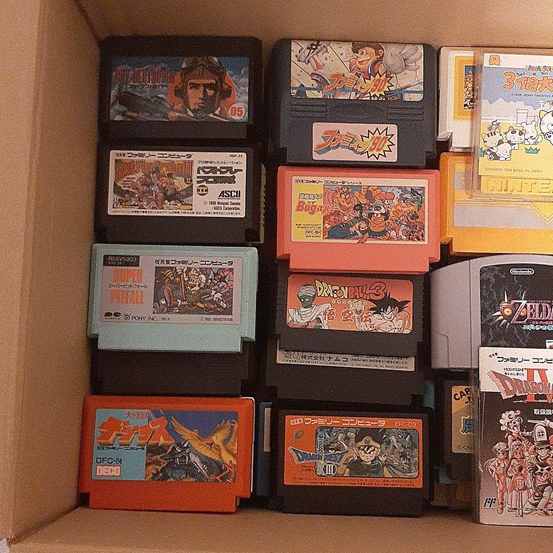 ファミコンカセットまとめ売り　おまけ取説付き ファミコン】カセット12本［ケース付き］まとめ売り - メルカリ