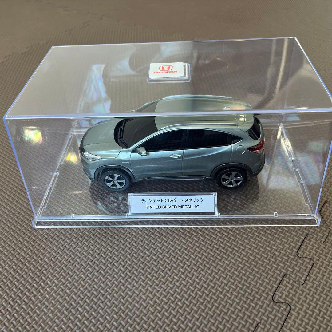 初代ヴェゼル　ミニカー Amazon | ホンダ 初代 ヴェゼル RU ハイブリッド X 前期型 2013年式~1