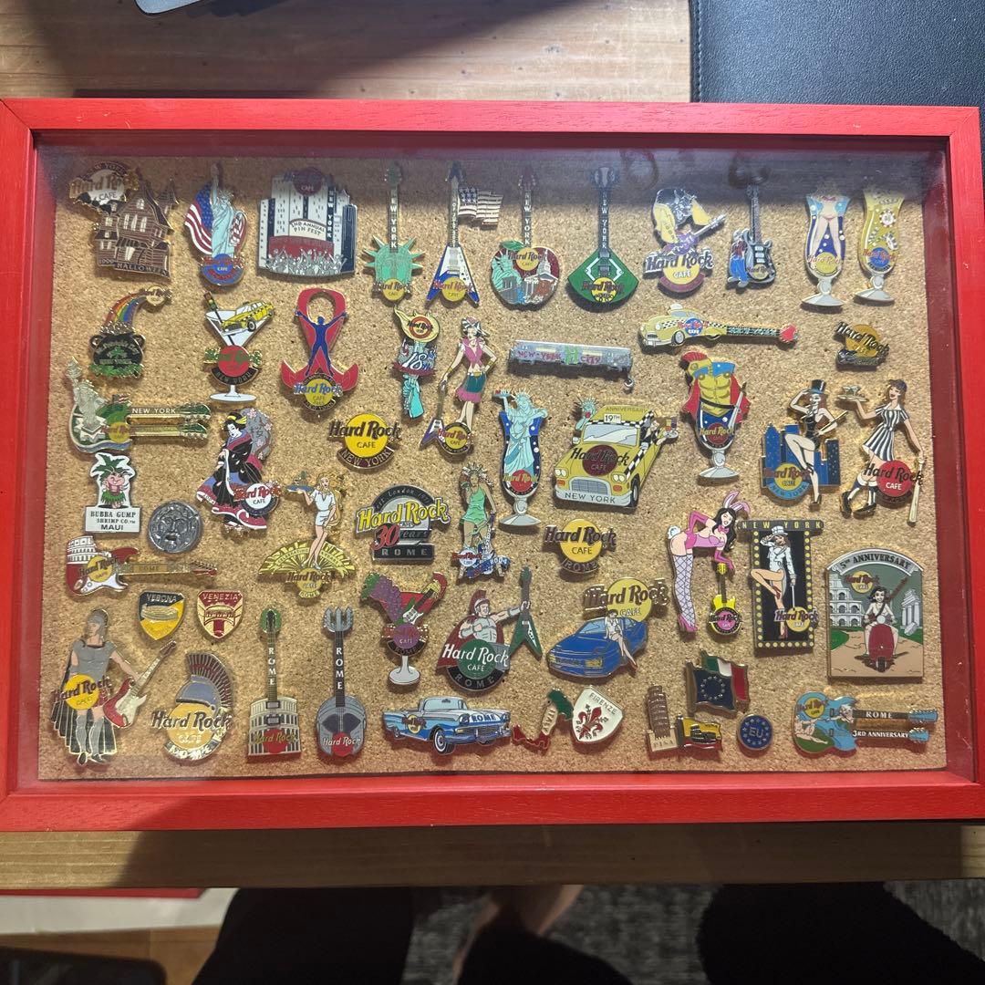 ハードロック ピンバッジ コレクション - メルカリ