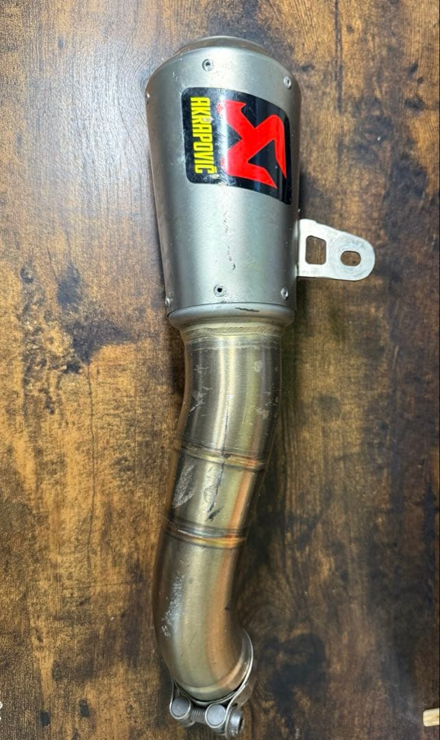 値下げ交渉可】アクラポビッチ スリップオンマフラーCBR1000RR 04-07