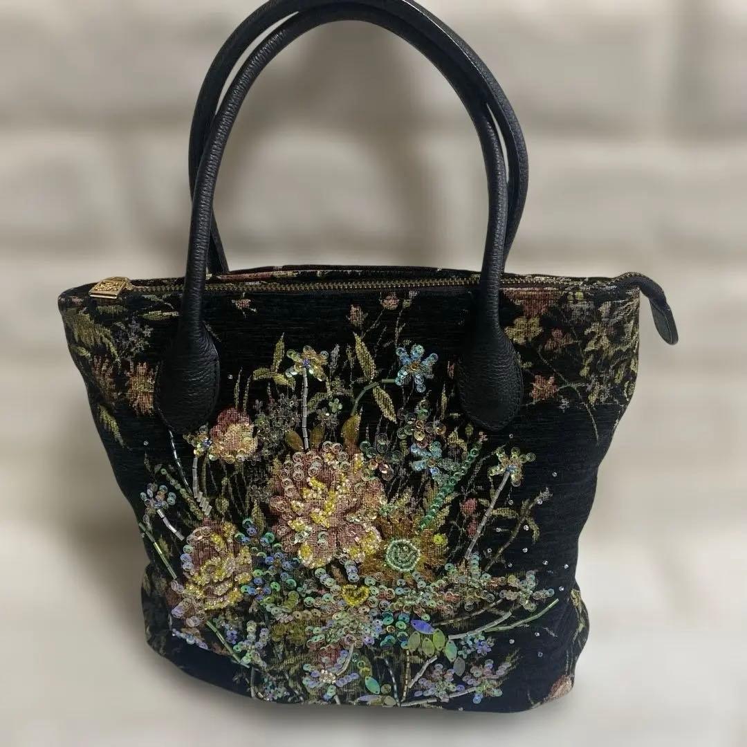 Think Bee! シンクビー トートバッグ ゴブラン織り ビーズ - メルカリ