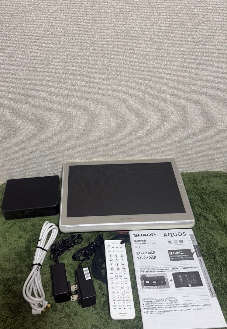 シャープ AQUOS ポータブル液晶テレビ 2T-C16AP 防水 2019年型 2T-C16AP ポータブルテレビ AQUOS(アクオス) ブラック系 [16V型 /500GB