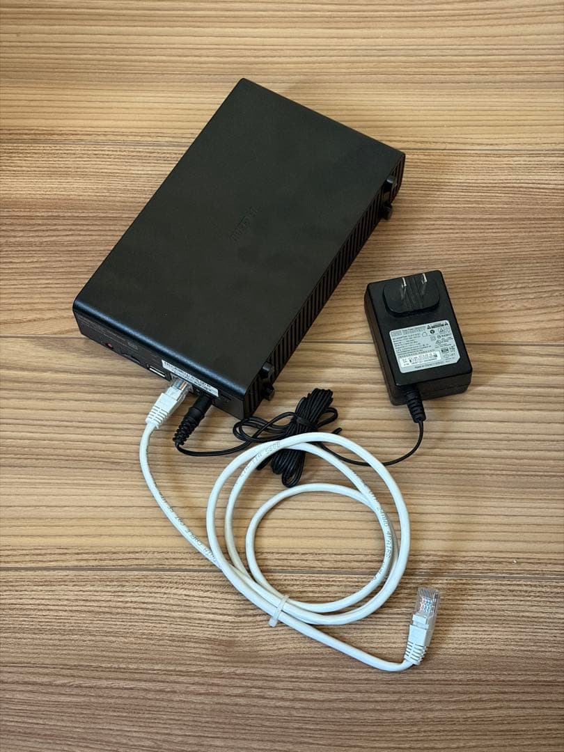 外付けハードディスク・ドライブ BUFFALO LS210D1D4 NAS 2TB Amazon.com: BUFFALO LinkStation 210 2TB 1-Bay NAS Network Attached