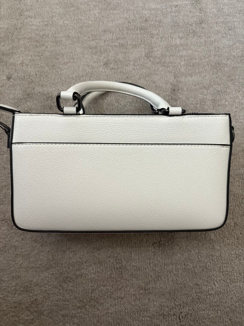 riu Rose phone bag ショルダーバッグ 白 ホワイト - メルカリ