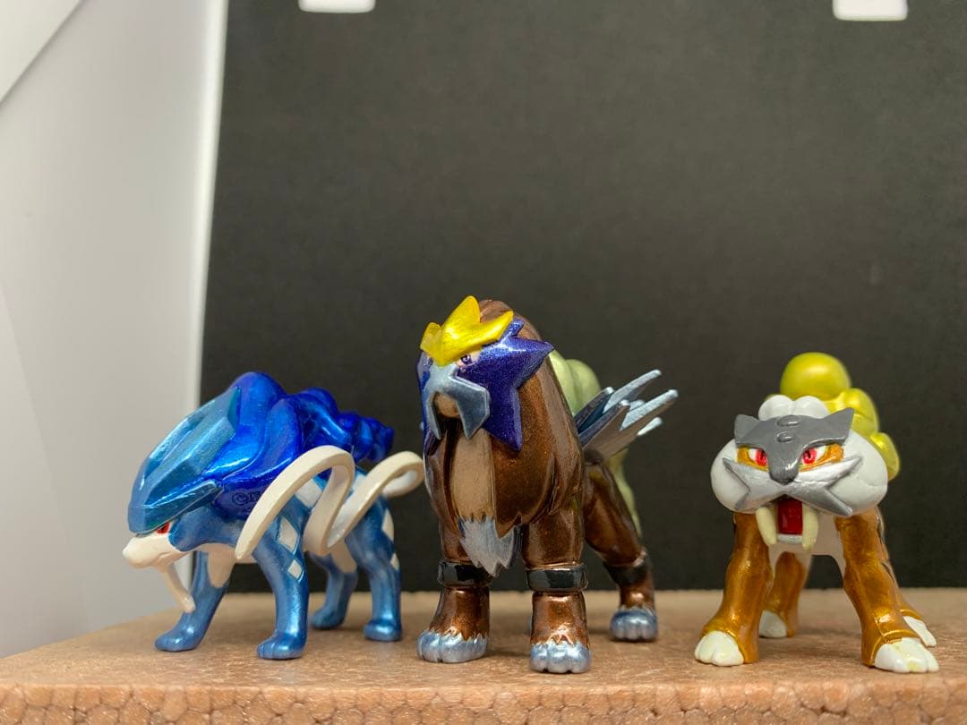 ポケモン モンコレ スイクン エンテイ ライコウ 色違い リペイント