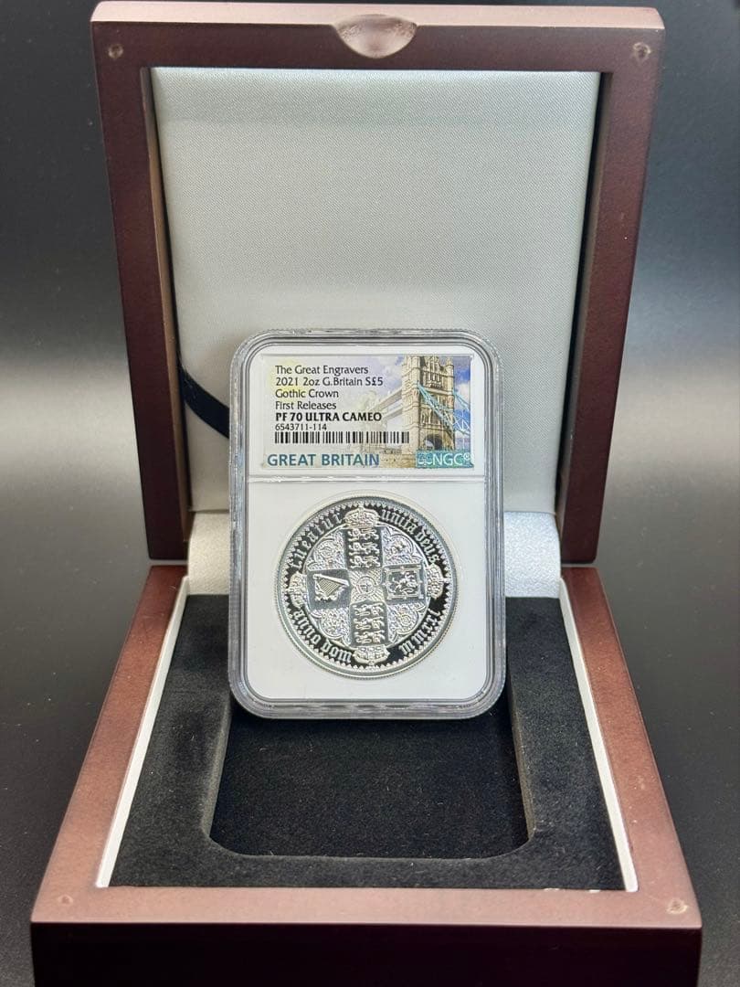 美しき ゴチッククラウン シールド 2021年 2オンス 銀貨 PF70UC NGC70鑑定+FDI】2オンス銀貨 ロイヤルミント版 ゴチッククラウン