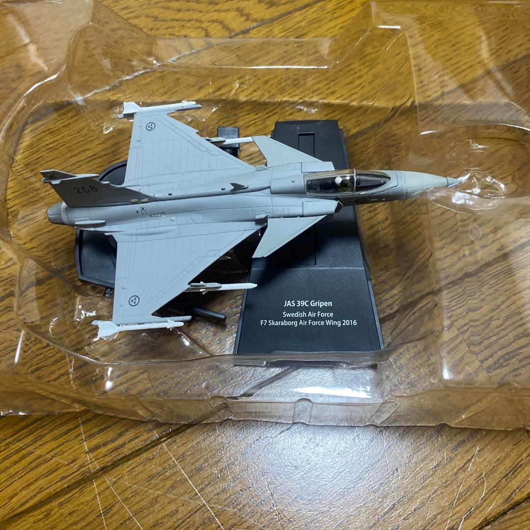 アシェット 1/100 サーブ JAS 39 グリペン - メルカリ