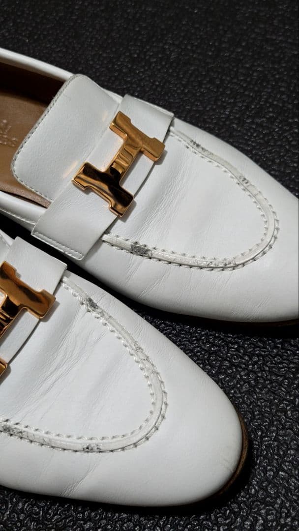 HERMESモカシンホワイト35