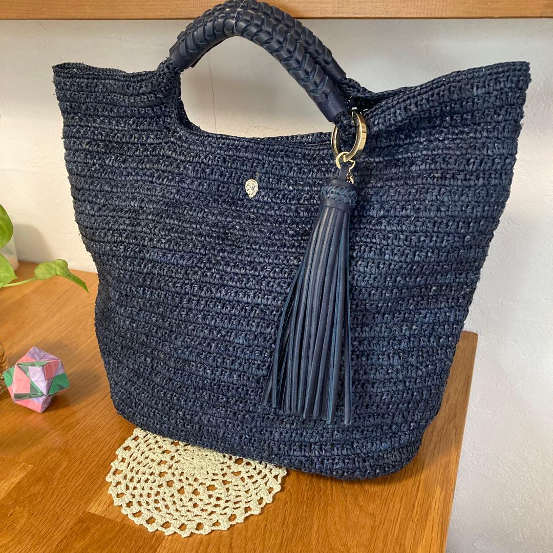 【美品】HELEN KAMINSKIレザーハンドル ラフィア トート バッグ HELEN KAMINSKI ラフィアトートバッグ かごバッグ レザーコンビ - メルカリ
