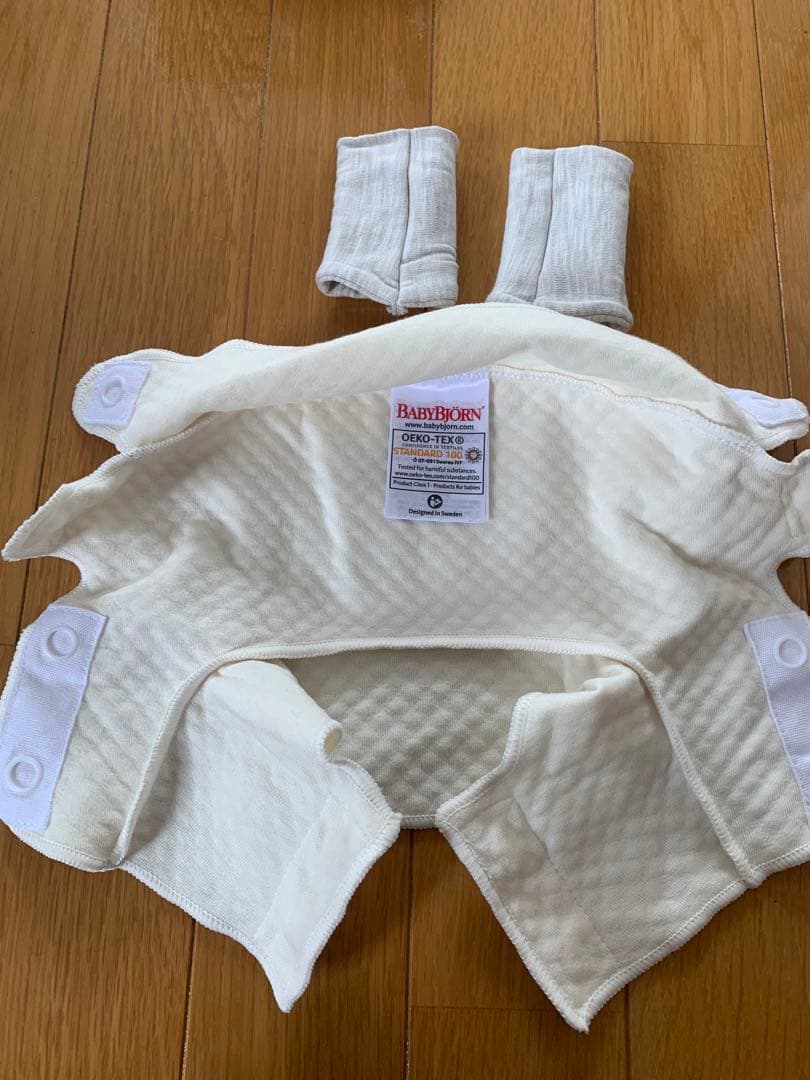 《ぽてちさま専用》ベビービョルンone KAIブラック　専用スタイ×2付き