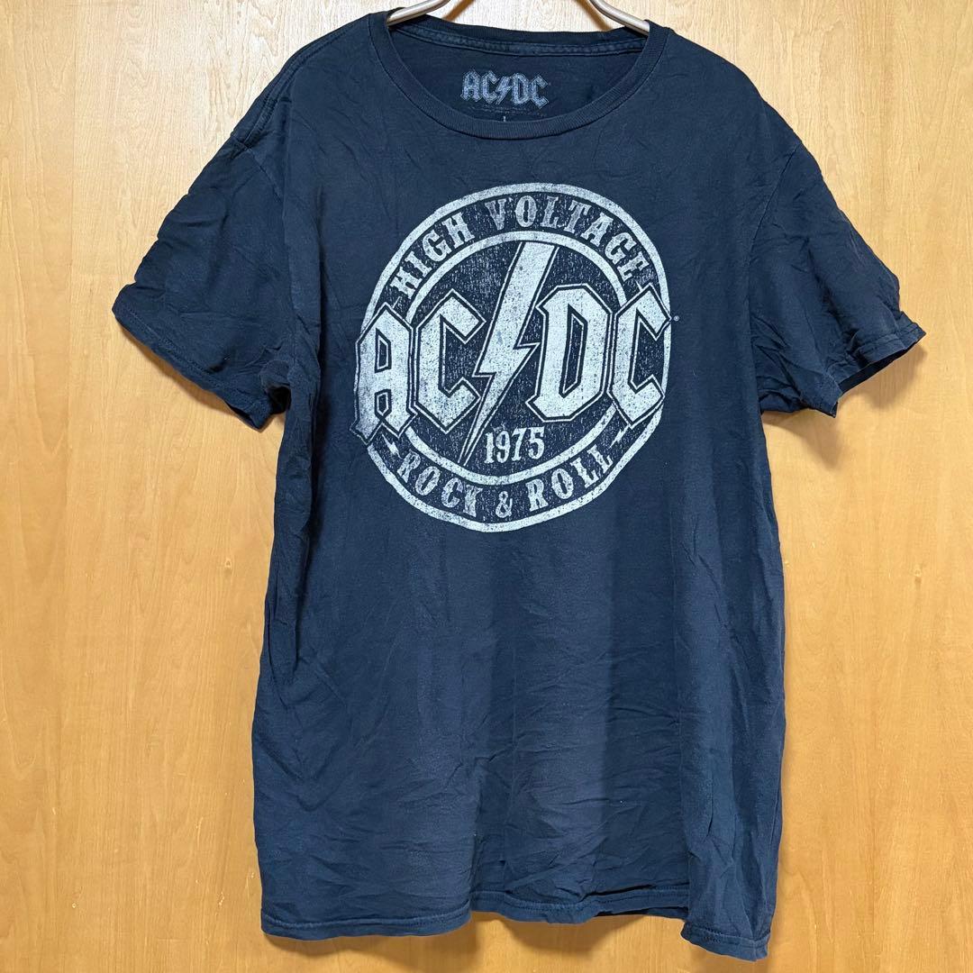 AC/DC HIGH VOLTAGE Tシャツ 1975 ブラック黒 Amazon | ACDC High Voltage 1975 Rock & Roll メンズ 半袖 Tシャツ