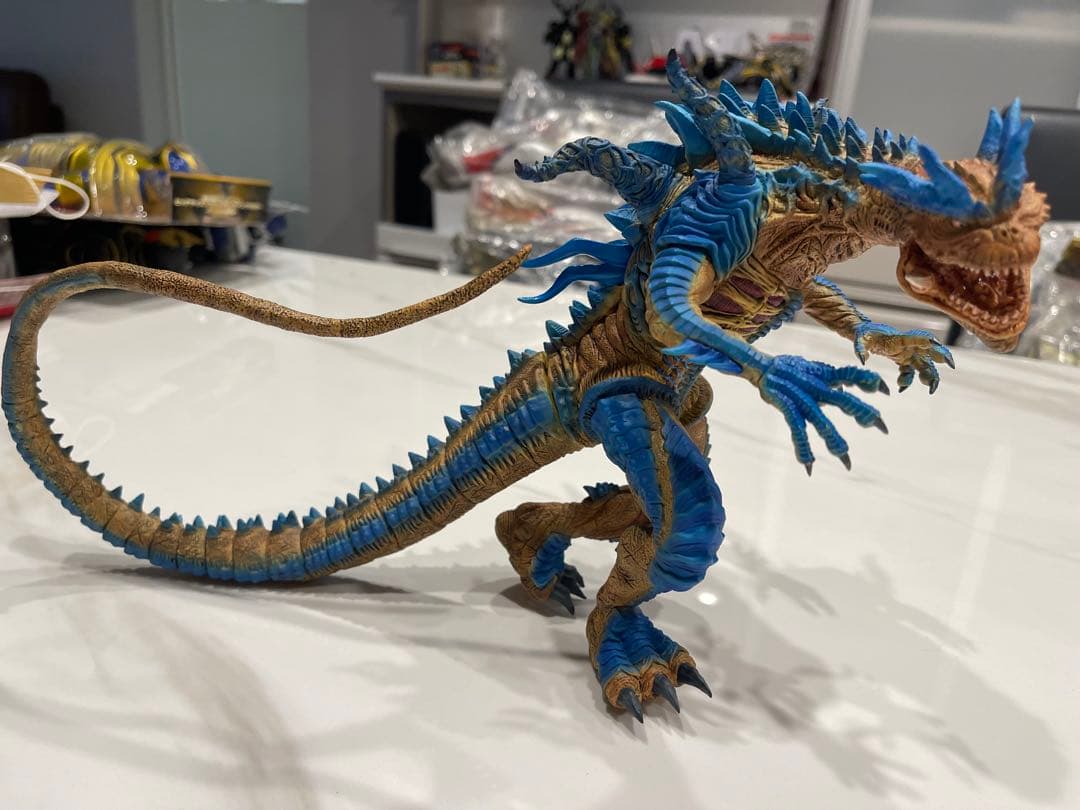 ウルトラマン ザ ネクスト ビーストザワン エクスプラス 大怪獣